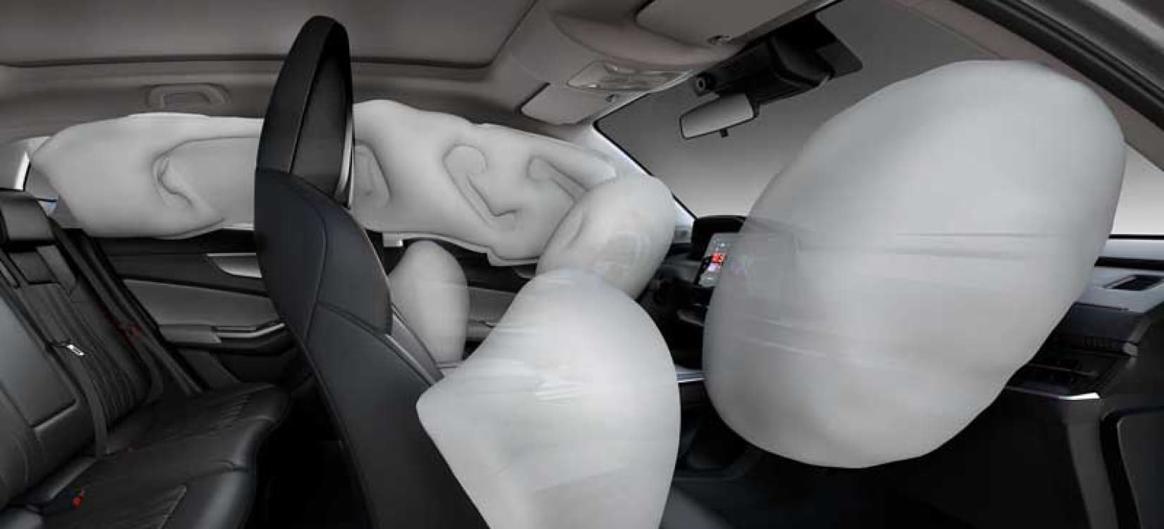 6 bolsas de aire; 2 frontales, 2 laterales y 2 tipo cortina.