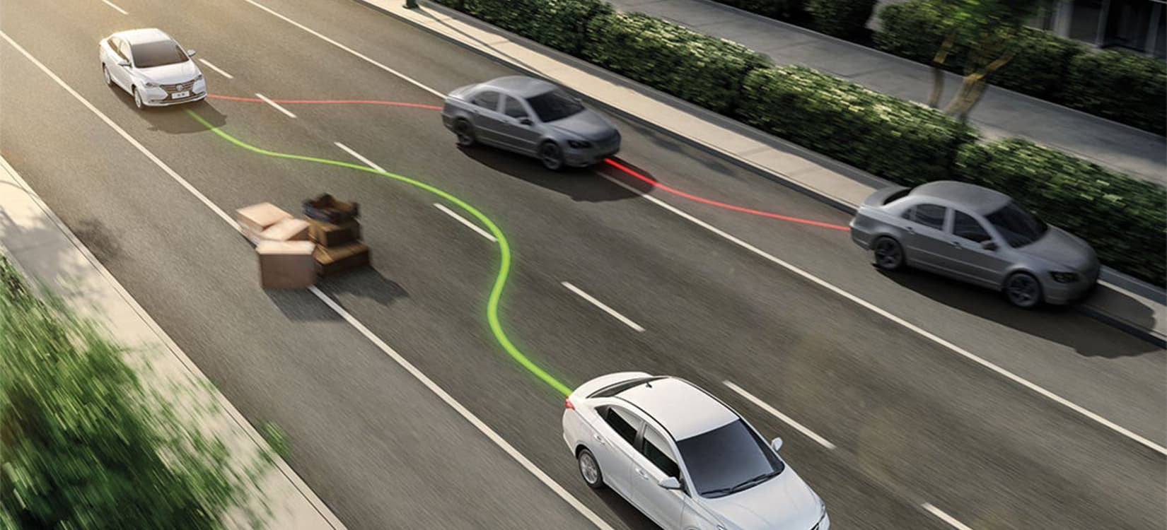 Frenos de disco ventilados delanteros y de tambor traseros con ABS.